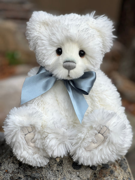 Maja by Charlie Bears